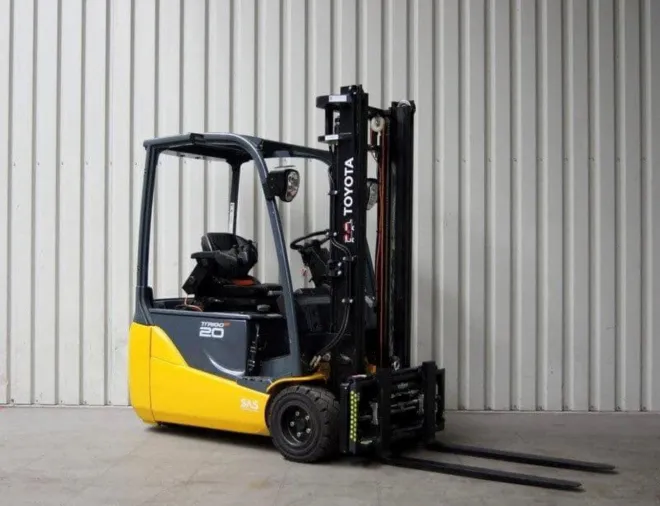 Vollebregt Vorkheftrucks 11680