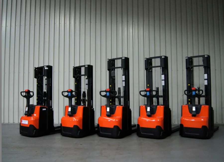 Vollebregt Vorkheftrucks 11680