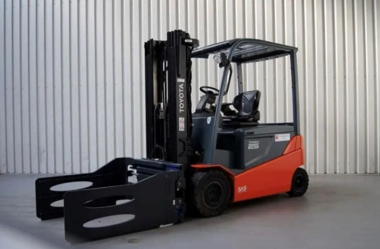 Vollebregt Vorkheftrucks 11680