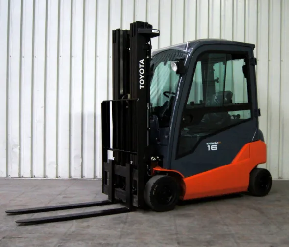 Vollebregt Vorkheftrucks 11680