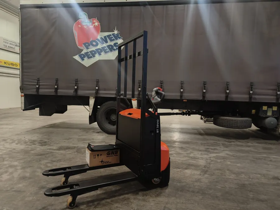 Vollebregt Vorkheftrucks 11680