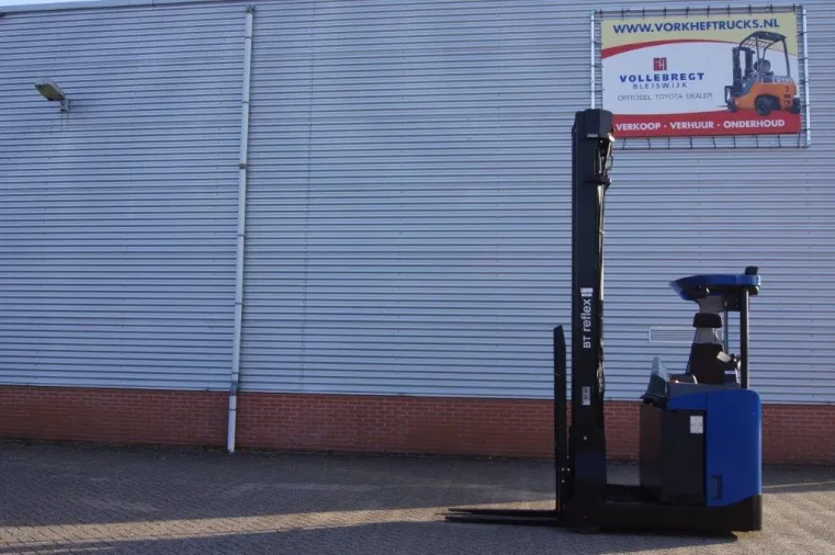 Vollebregt Vorkheftrucks 11680