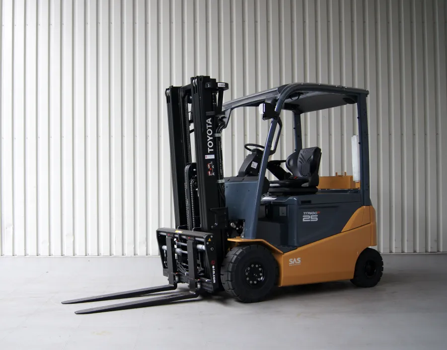 Vollebregt Vorkheftrucks 11680