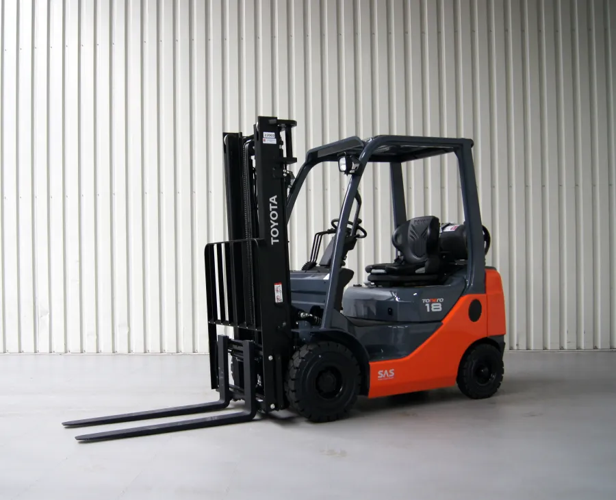 Vollebregt Vorkheftrucks 11680