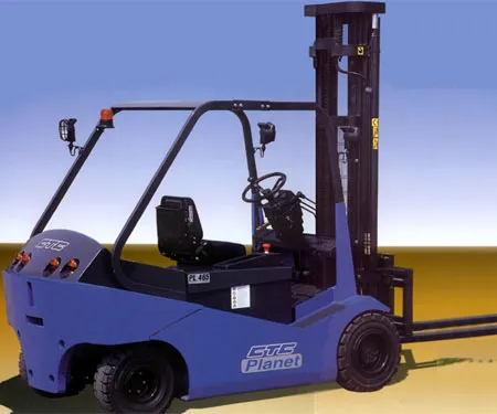 Vollebregt Vorkheftrucks 11680