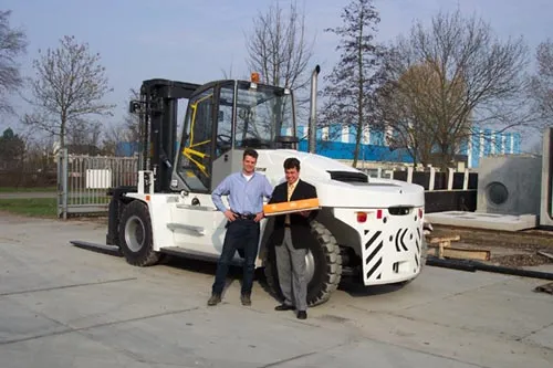 Vollebregt Vorkheftrucks 11680