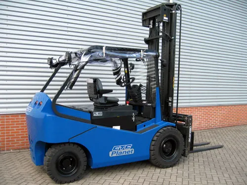Vollebregt Vorkheftrucks 11680