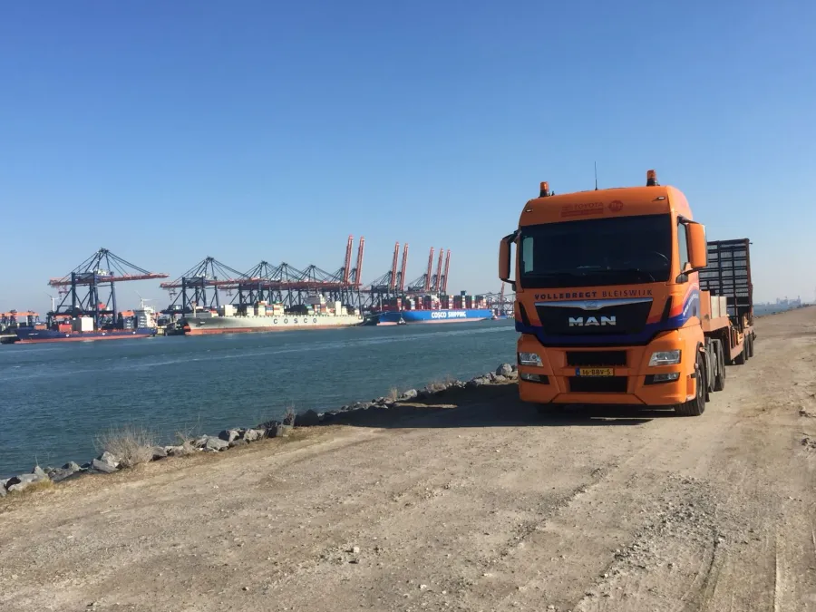 Vollebregt Vorkheftrucks 11680