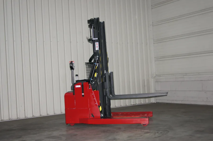 Vollebregt Vorkheftrucks 11680
