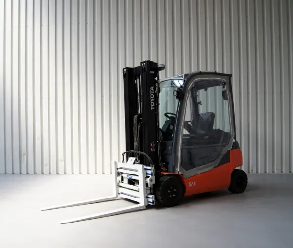Vollebregt Vorkheftrucks 11680