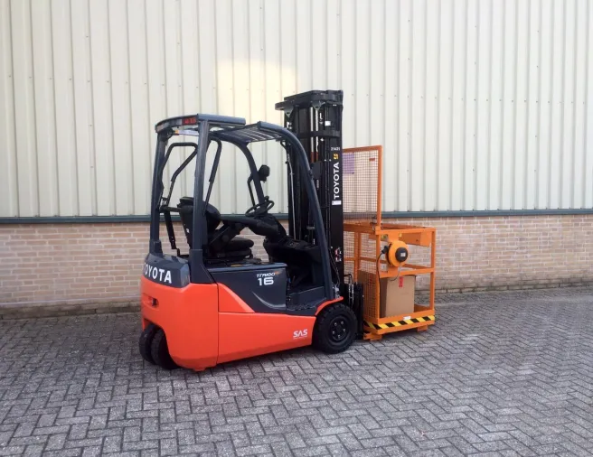 Vollebregt Vorkheftrucks 11680