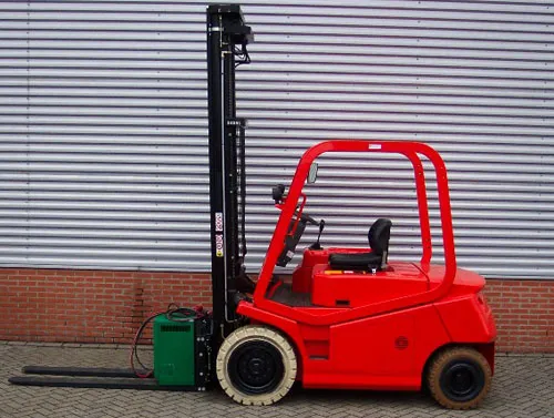 Vollebregt Vorkheftrucks 11680