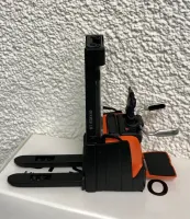 Miniatuur trucks Toyota / BT Staxio stapelaar miniatuur