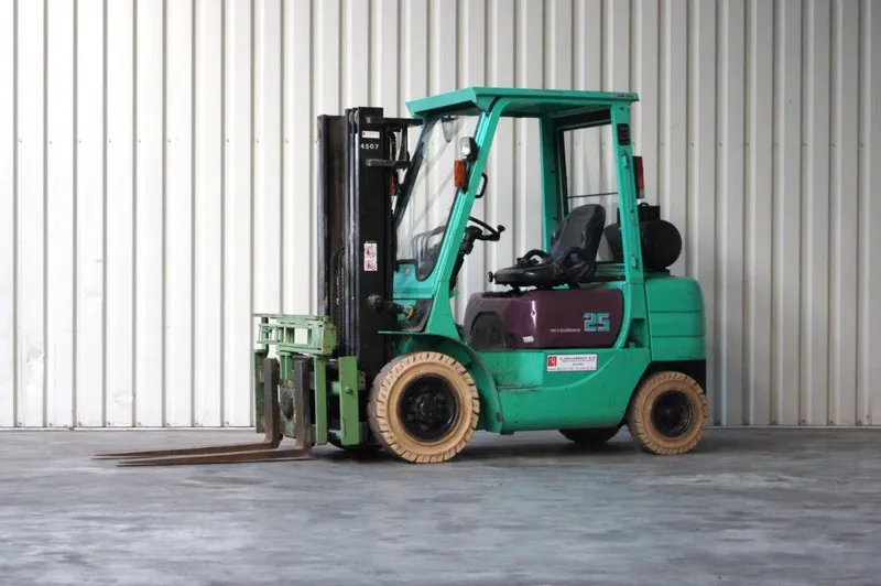 Mitsubishi - FG25-F17B