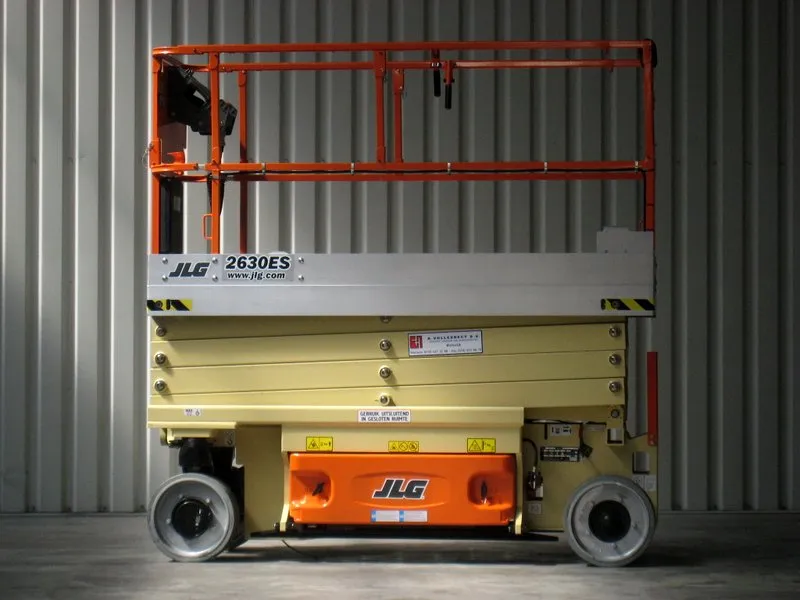 JLG - 2630-ES