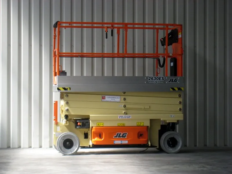 JLG - 2630-ES